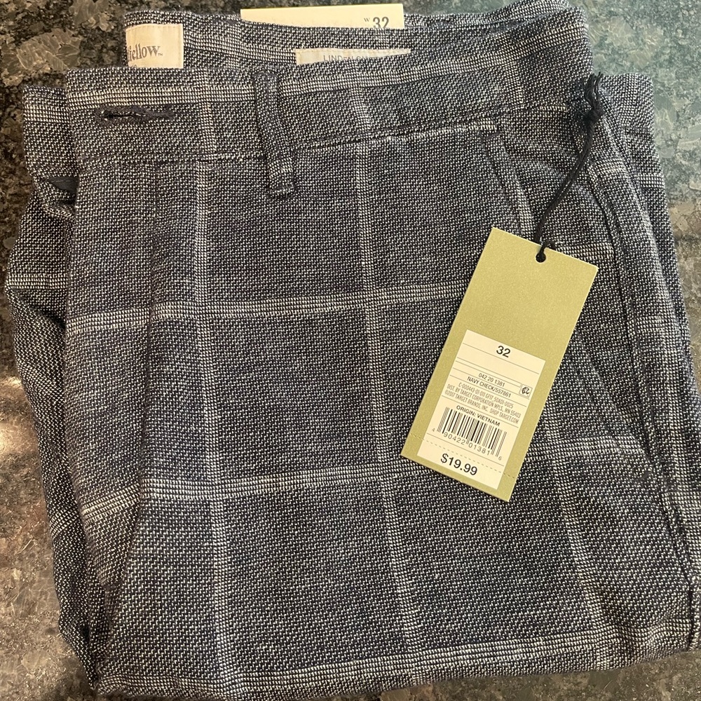 Goodfellow & Co Men's Navy Checkered Shorts
